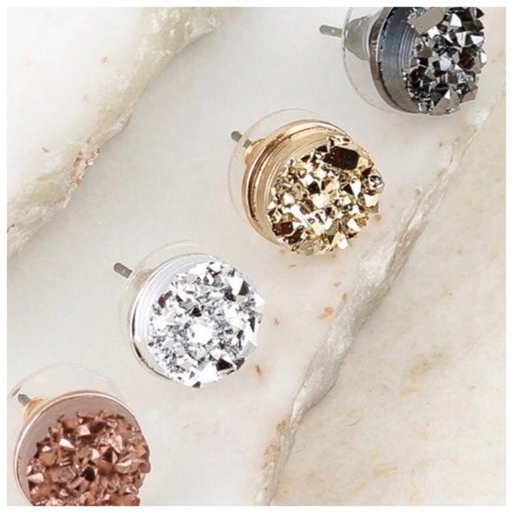 ✨SALE✨LAST1✨5⭐️NEW CHIC DRUZY SILVER STUD EARRINGS - Picture 3 of 7
